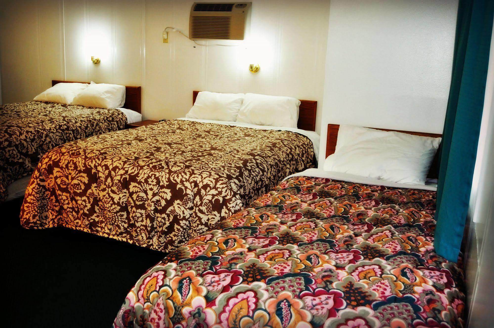 Town House Motel Rapid City Kültér fotó
